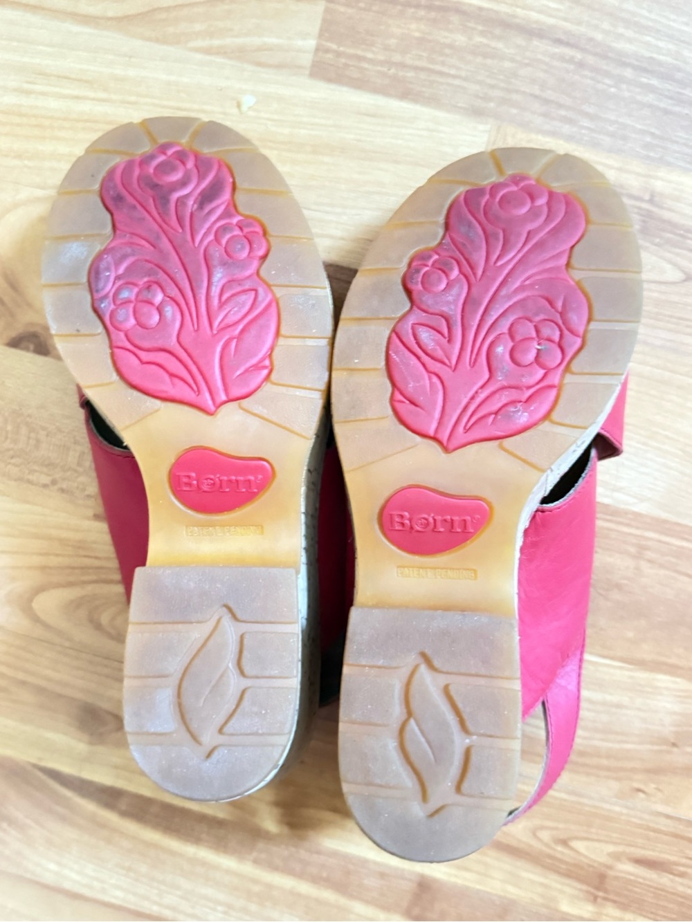 Born Wedge Red Sandals - Picture 2 of 4